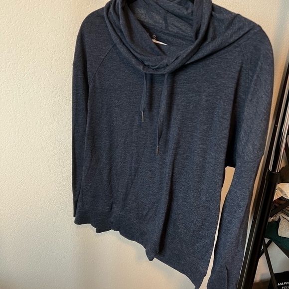 𝅺worshop Republic Women’s Navy Blue Sweater Size Small - Picture 1 of 5